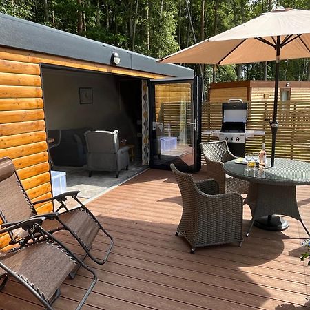 Rowan Boutique Lodge For Couples With A Dog York Exterior photo