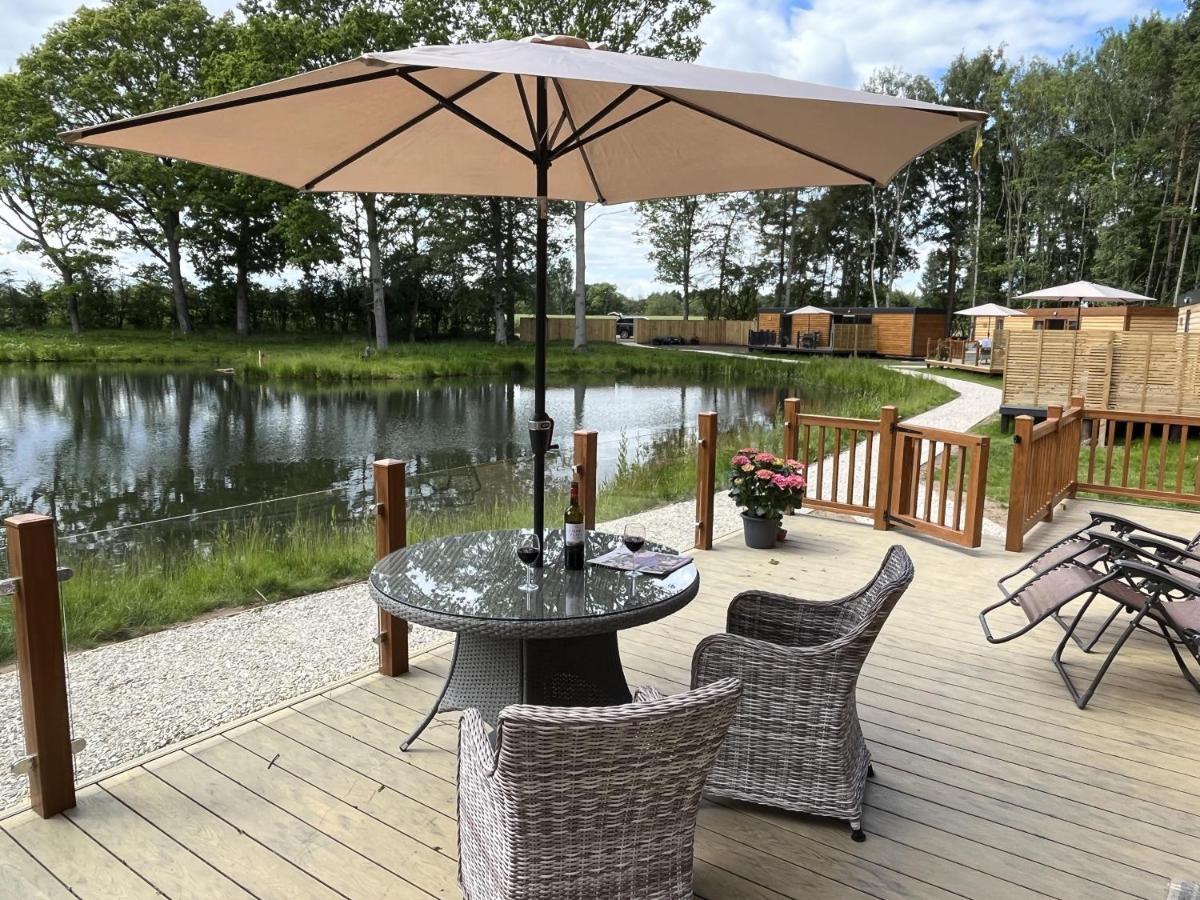 Rowan Boutique Lodge For Couples With A Dog York Exterior photo