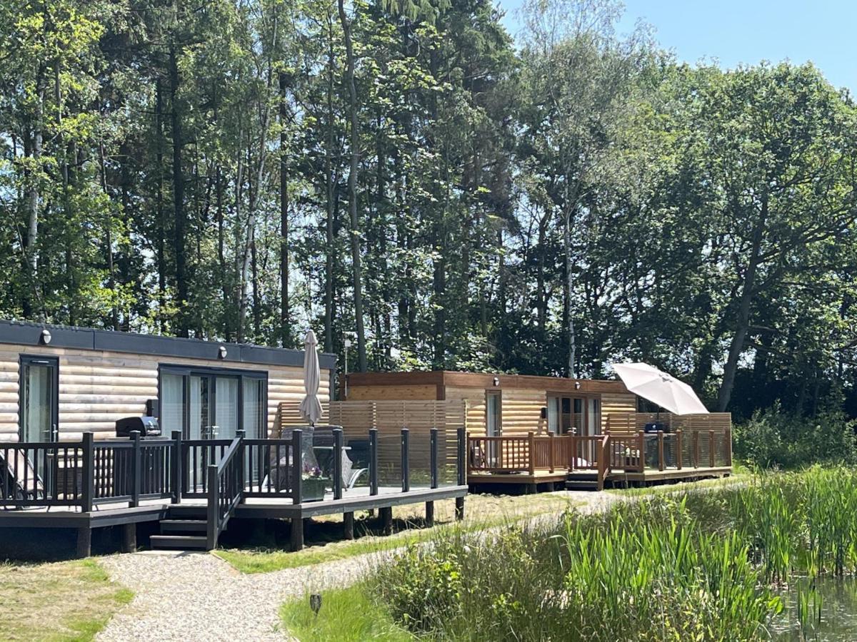 Rowan Boutique Lodge For Couples With A Dog York Exterior photo